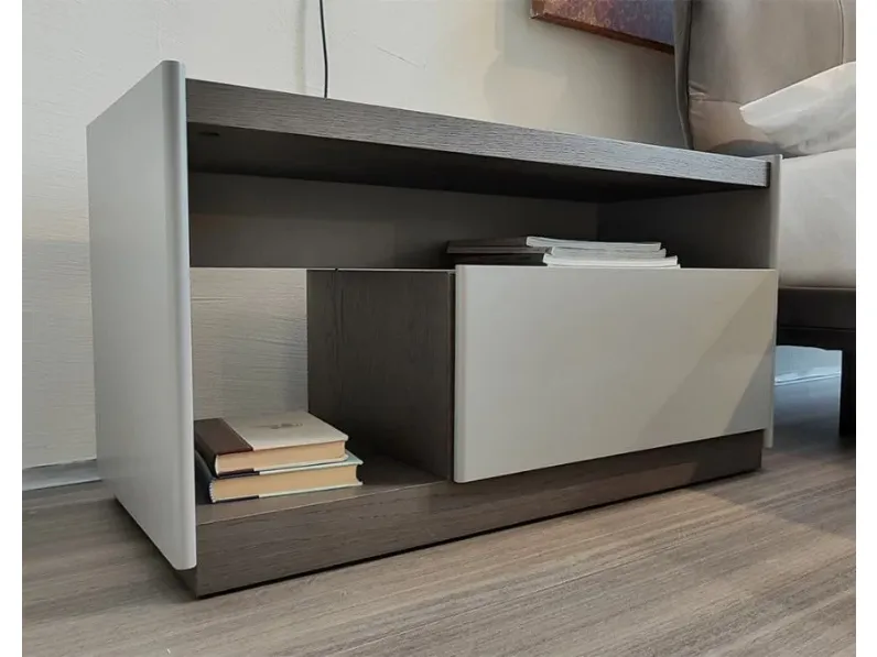 Comodino Molteni&c. 5050 di Molteni & c a prezzo ribassato