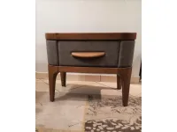 Scopri il comodino Tiffany di Tonin Casa, in legno a prezzo scontato!