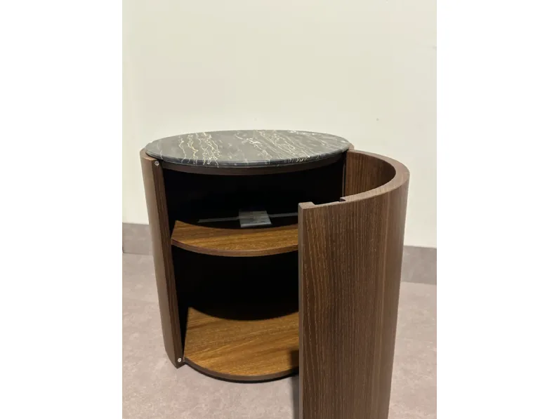 Comodino Top di Lema scontato del 30%