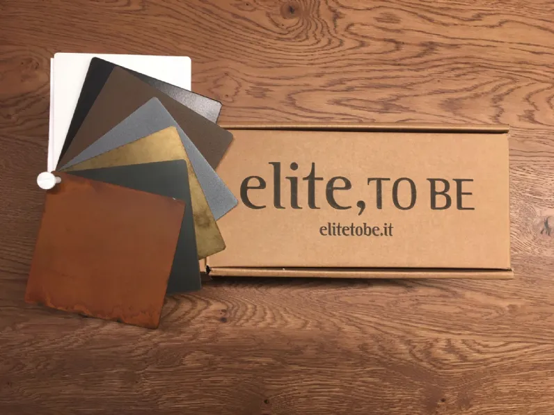 Mensola in metallo Libreria del vino Elite a prezzo Outlet
