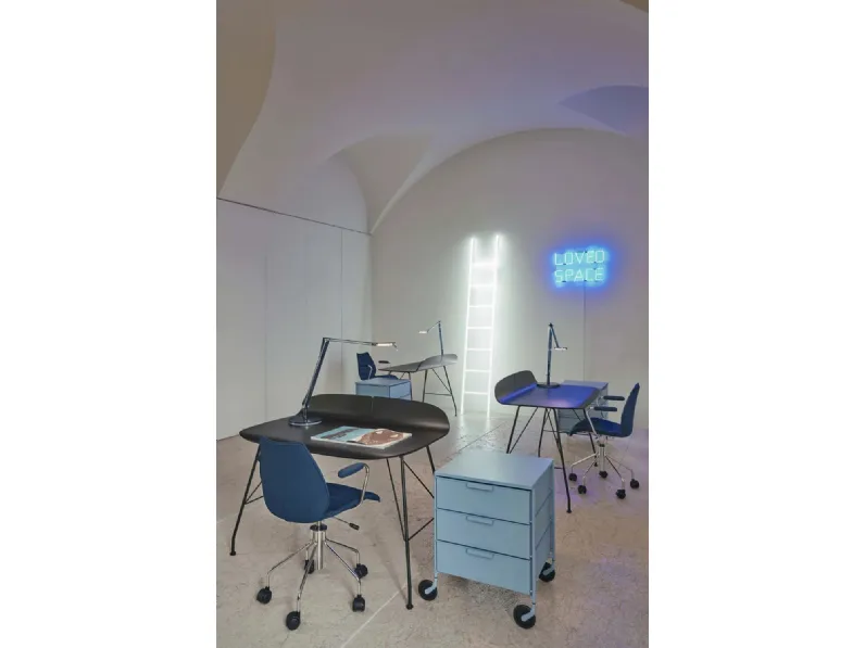 Oggettistica design Mobil di Kartell 