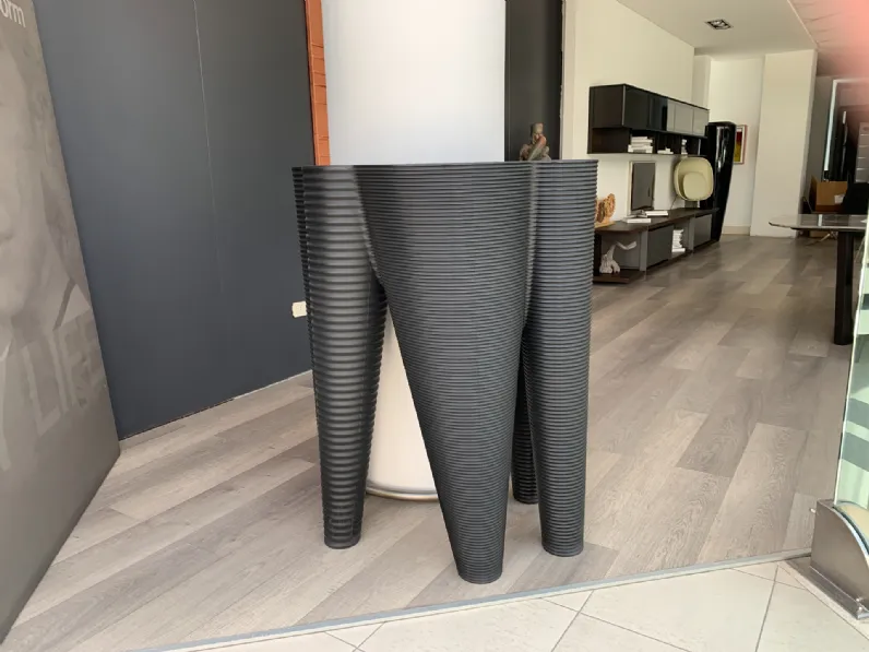 Oggettistica The vases Serralunga in Offerta Outlet
