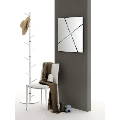 Specchio Bontempi Casa modello Break. Specchio rettangolare con struttura portante in acciaio laccato.