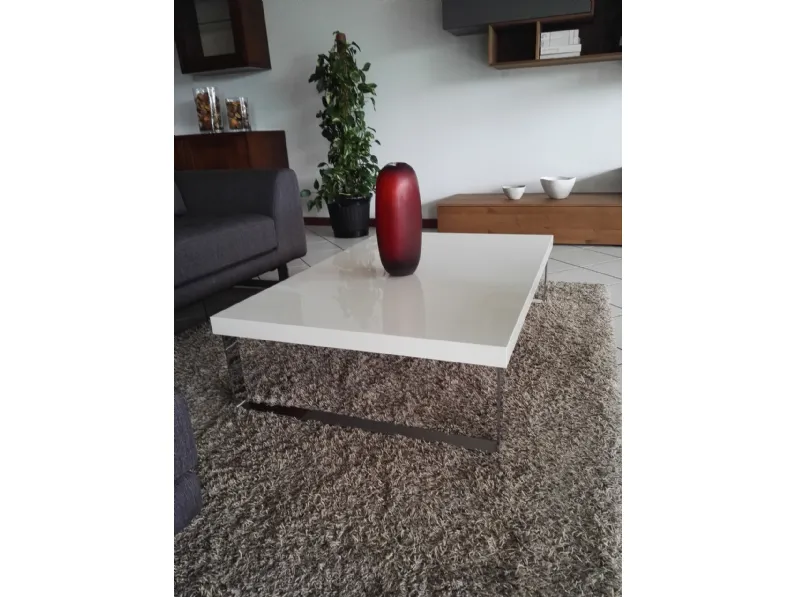 Prezzi ribassati per il tavolino moderno Bianco lucido di Calligaris 