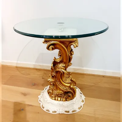 Tavolino classico Legno scolpito a mano di Collezione esclusiva a prezzo ribassato