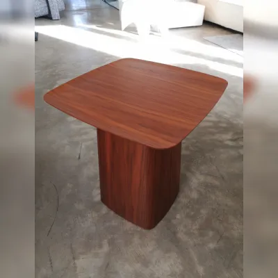 Tavolino in legno Wooden side table Vitra in Offerta Outlet