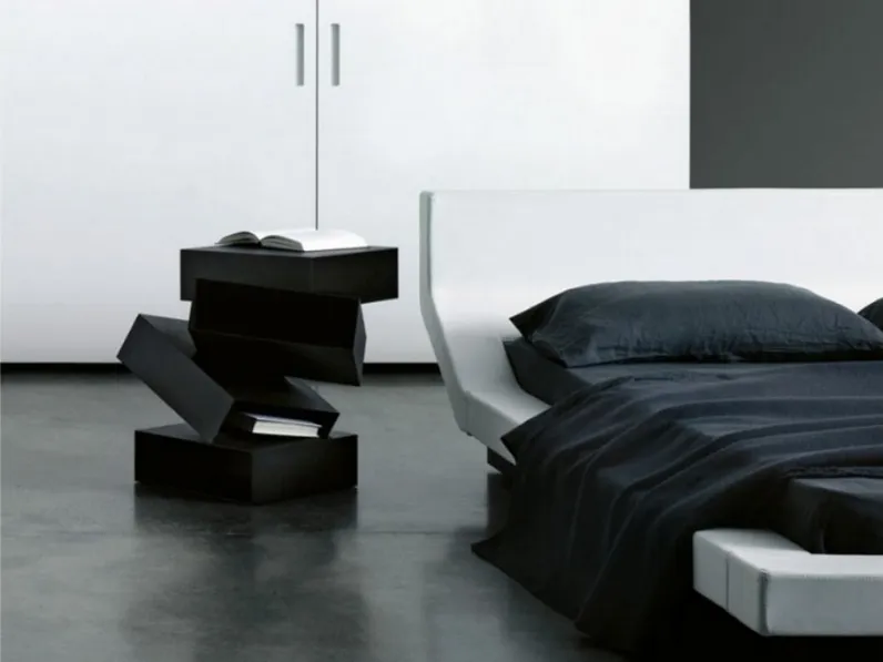 Tavolino in stile Design in laccato opaco Porro Balancing boxes