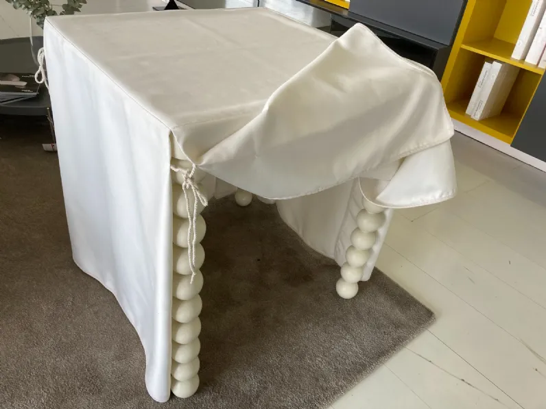 Tavolino Flou modello Majestic rodolfo dordoni in OFFERTA OUTLET