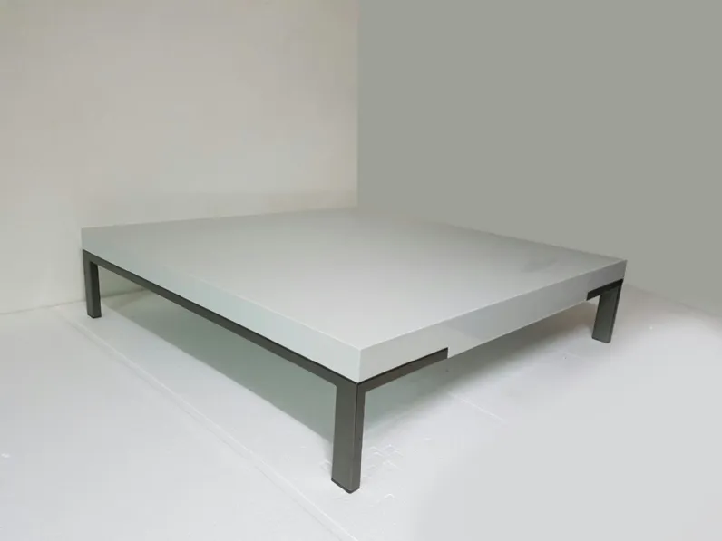 Tavolino Romeo grigio lucido 92x92x22 Zanotta SCONTO del 78%