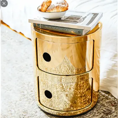 Tavolino Componibili dell'azienda Kartell in offerta - 32%