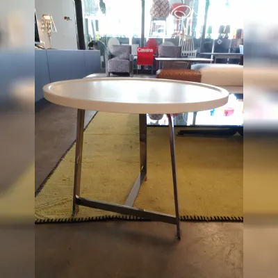 Prezzi ribassati per il tavolino moderno Alex di Flexform