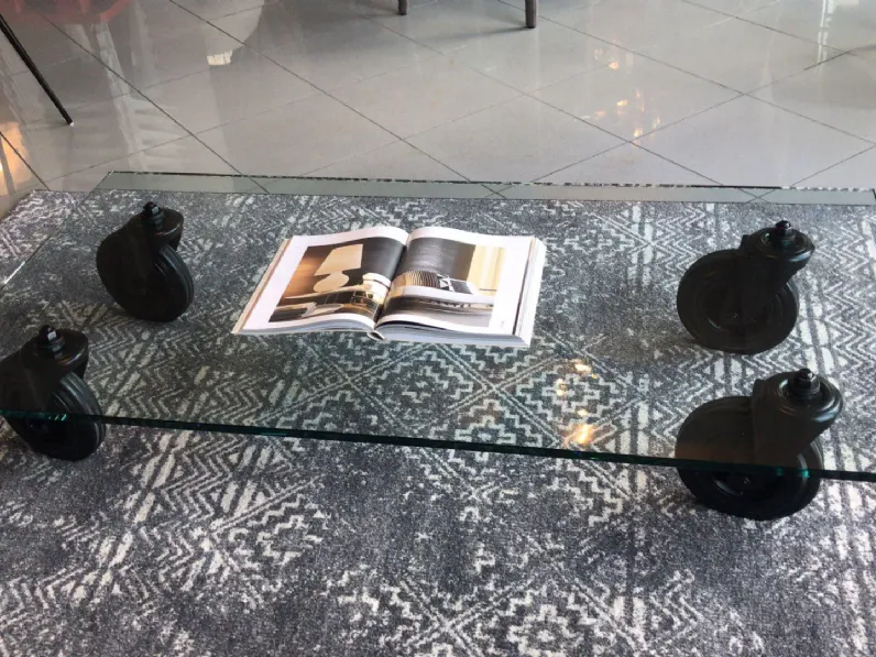 Tavolino design Tavolino con ruote di Fontana arte a prezzo scontato