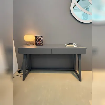 Consolle modello Gervasoni scrittoio gray Gervasoni scontata del 30%
