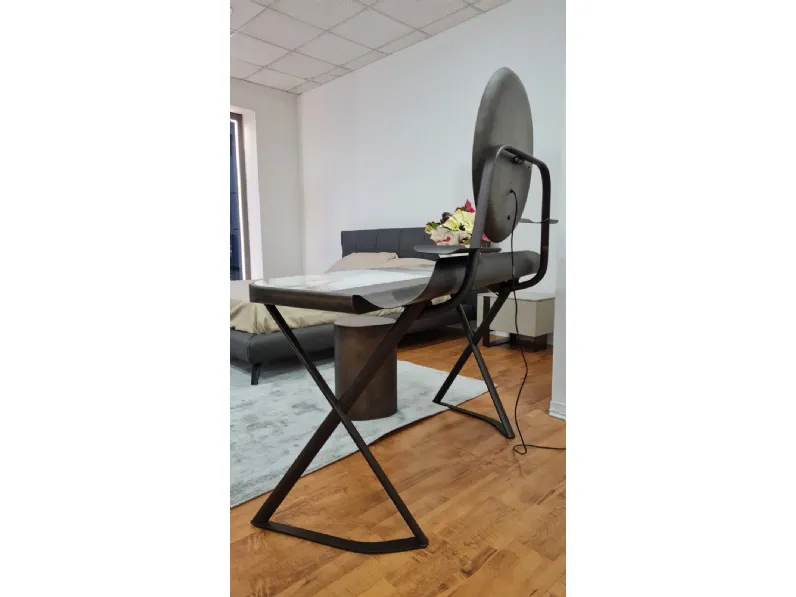 1. Prezzo outlet
2. Marca Cattelan Italia
3. Design elegante in pelle
4. Facile da installare
5. Compatibile con tutti i dispositivi