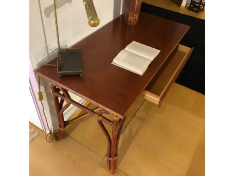 Tavolo consolle modello Isadora collezione dolce far niente Artigianale in Offerta Outlet
