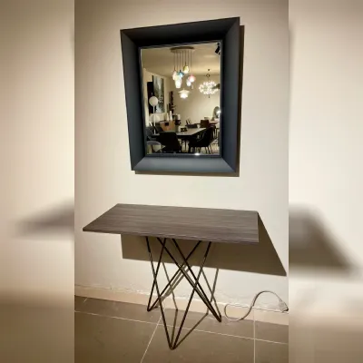 Tavolo consolle modello Meg Pezzani a prezzo Outlet