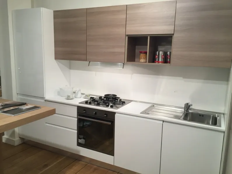 Cucina in laminato lucido Arrex Milano