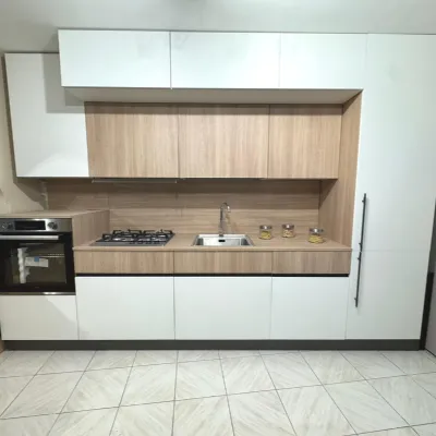 Cucina Astra moderna lineare bianca in laccata opaco Twenty