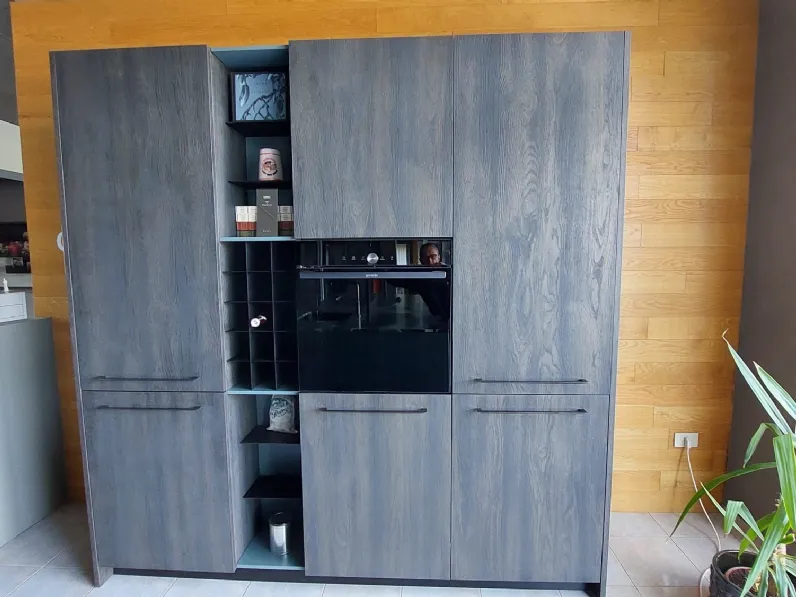 Cucina moderna con isola Unit Cesar a prezzo ribassato