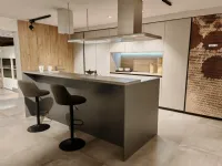 Cucina Cesar moderna con isola tortora in laminato materico Maxima 2.2