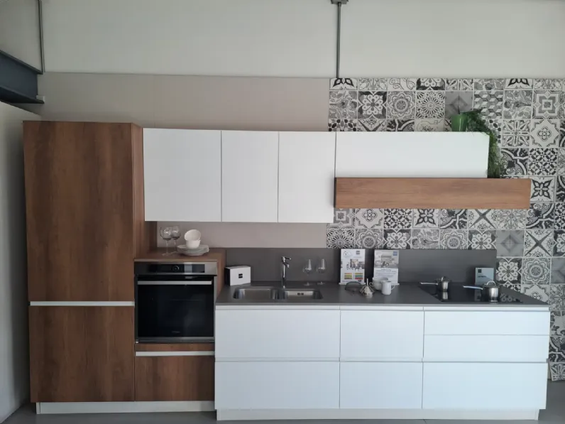Cucina a PREZZI OUTLET in laminato materico Stosa -45%