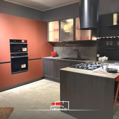 Cucina rossa moderna con penisola Arredo3 Arredo3 kal� a soli 9680 Euro