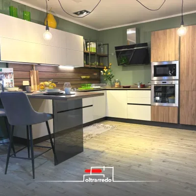 Cucina a PREZZI OUTLET in laminato opaco Arredo3 -60%