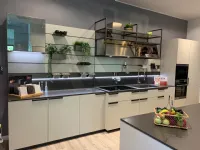 Cucina con isola design grigia Scavolini Mia  a soli 21000 Euro