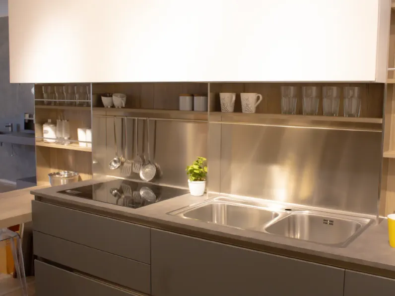 Cucina ad angolo Veneta Cucine Oyster SCONTATA 55%
