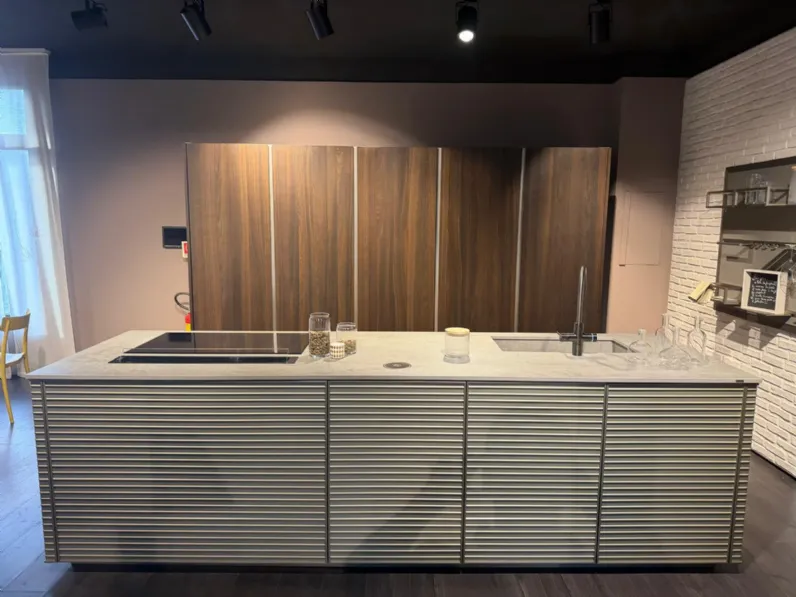 CUCINA con isola Lube cucine Oltre clover SCONTATA 50%