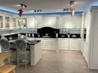 Cucina con penisola in legno bianca Mirabeau a prezzo ribassato