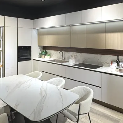 Cucina Mobilturi moderna ad angolo grigia in melaminico Pop