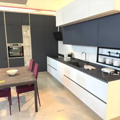Cucina a PREZZI OUTLET in polimerico Evo cucine -60%