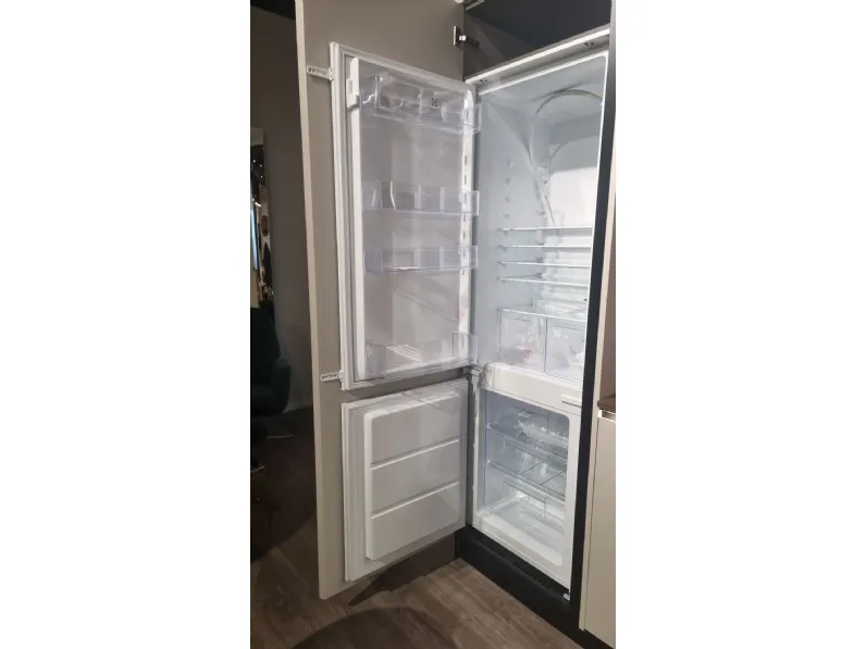 Cucina lineare Mobilturi Zante  new 30 SCONTATA 64%