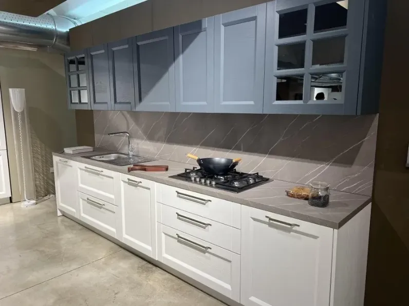 Cucina lineare in legno a prezzo scontato 60%
