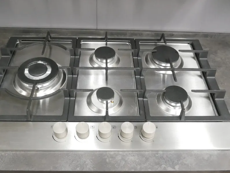 Cucina ad angolo in legno rovere chiaro Time a prezzo ribassato