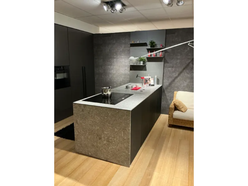 Cucina grigia design con isola Zampieri cucine Irori a soli 19900 Euro