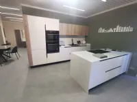 Cucina Area 22 lesmo moderna bianca Dibiesse con isola scontata 30%