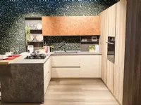 Cucina con penisola in laminato materico a prezzo ribassato 63%