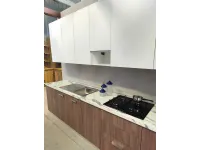 Cucina a PREZZI OUTLET in laminato materico Arrex -57%