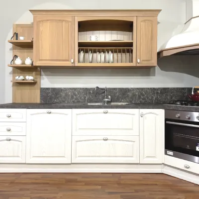 Cucina a prezzo scontato ad angolo classica Mida Colombini casa