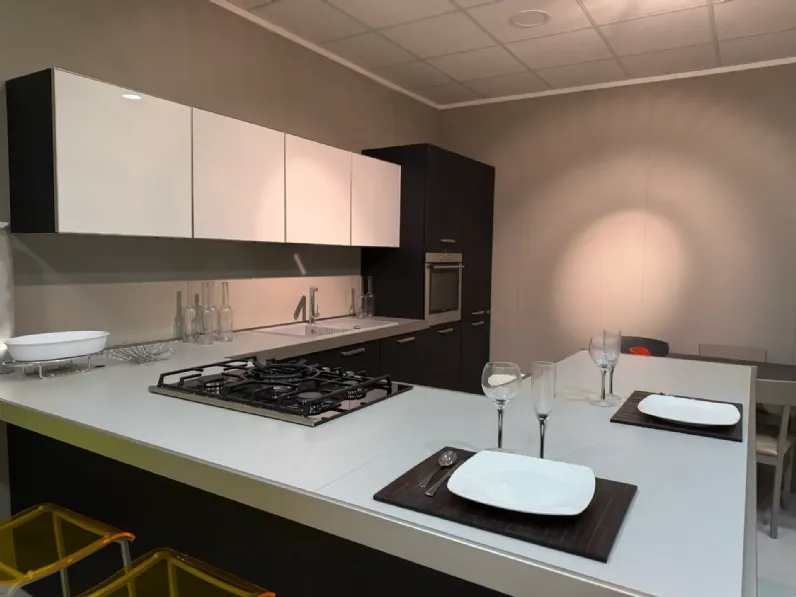 Cucina a prezzo ribassato ad angolo moderna Cucina osaka Maistri cucine