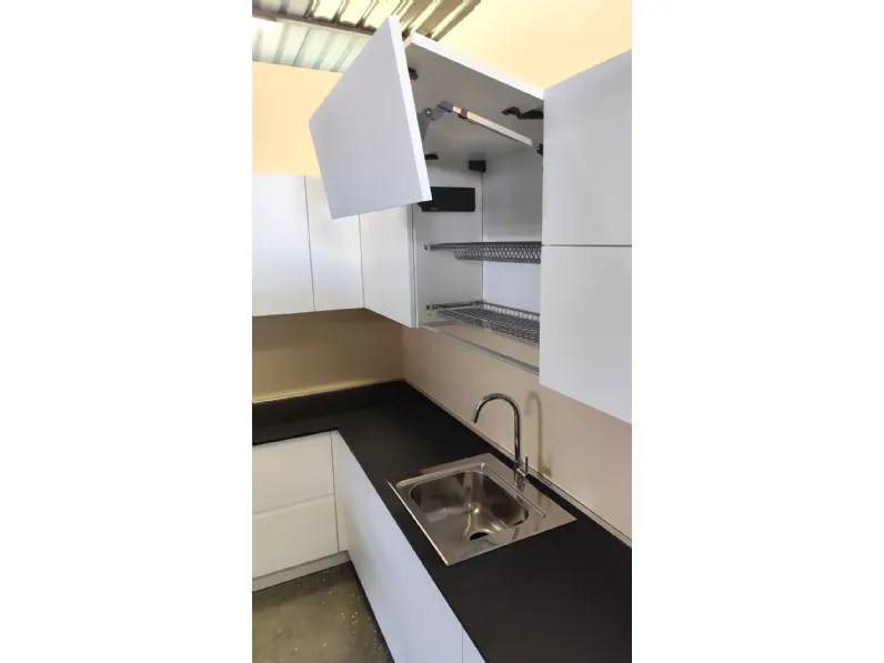 Cucina bianca moderna ad angolo Arrex Gea pet a soli 4400 Euro