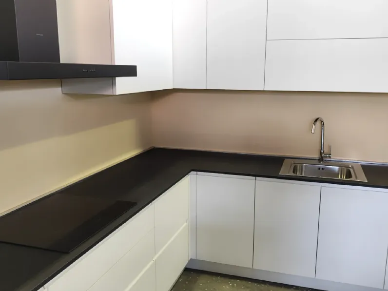 Cucina bianca moderna ad angolo Arrex Gea pet a soli 4400 Euro
