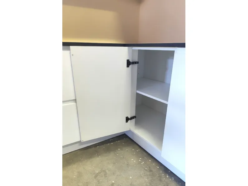 Cucina bianca moderna ad angolo Arrex Gea pet a soli 4400 Euro
