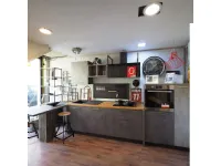Cucina Collezione esclusiva industriale con penisola grigia in laminato materico Cucina industrial con penisola in hpl e piano top rovere 
