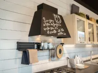 Cucina lineare in legno bianca Provenza a prezzo ribassato