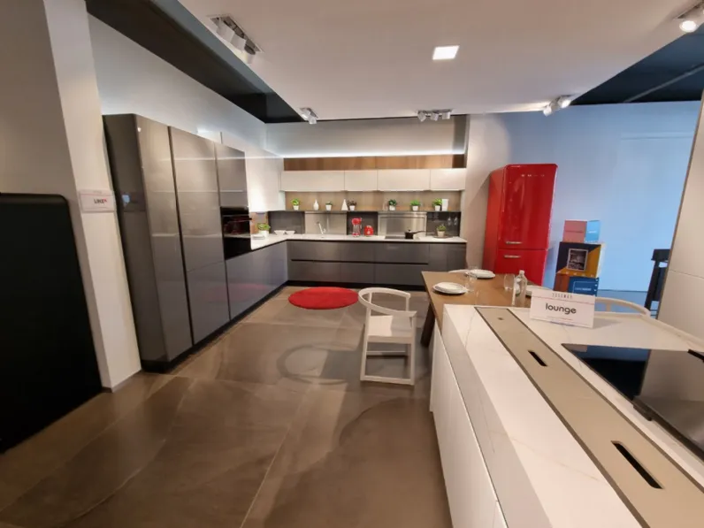 Cucina Like lucida  di Veneta cucine in Offerta Outlet -57%