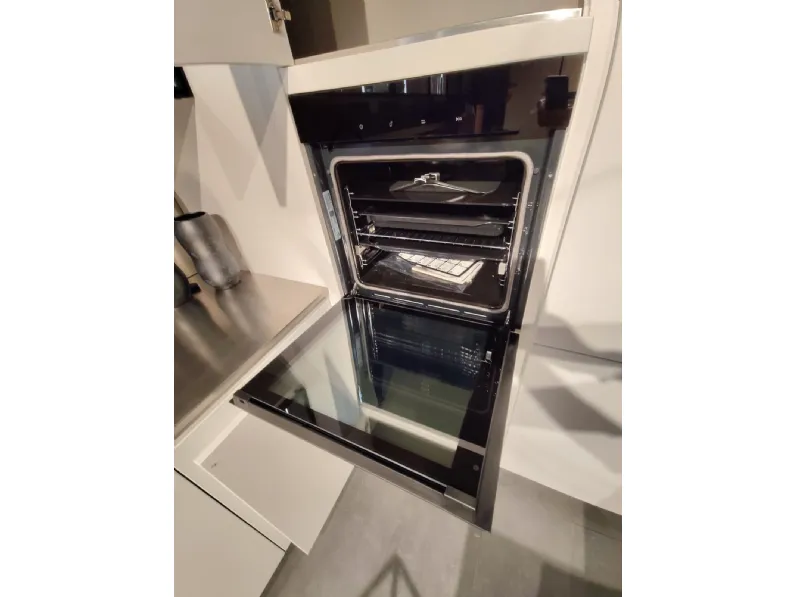 Cucina bianca moderna ad angolo Aran Volare a soli 18856 Euro