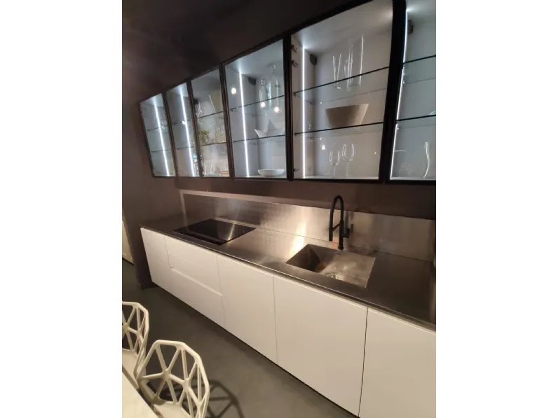 Cucina bianca moderna ad angolo Aran Volare a soli 18856 Euro